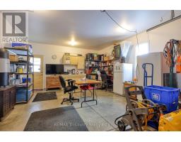 24 LORRAINE AVENUE - 35