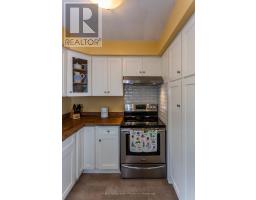 45 NORTHLAND CRESCENT - 17