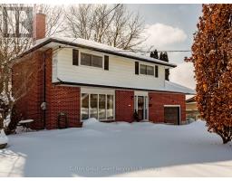 45 NORTHLAND CRESCENT - 2