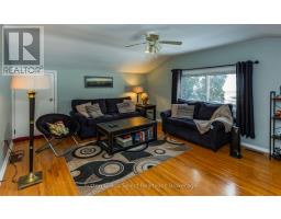 45 NORTHLAND CRESCENT - 20