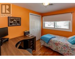 45 NORTHLAND CRESCENT - 22