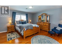 45 NORTHLAND CRESCENT - 25