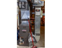 45 NORTHLAND CRESCENT - 31