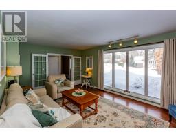 45 NORTHLAND CRESCENT - 8