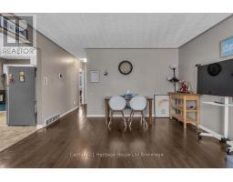 17 BECKETT BOULEVARD - 10