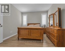 19 LIVINGSTON DRIVE - 24