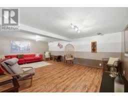 1047 ELORA ROAD - 33