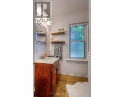 509 CANTERBURY STREET - 26