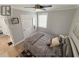 813 WILTON CRESCENT - 21