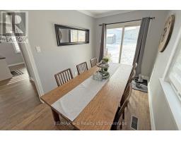 813 WILTON CRESCENT - 23