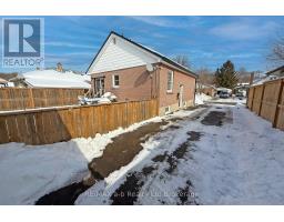 813 WILTON CRESCENT - 39