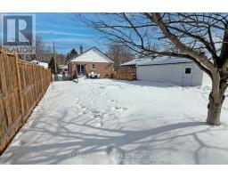 813 WILTON CRESCENT - 45