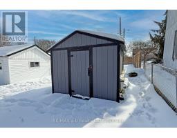 813 WILTON CRESCENT - 46