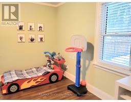 52 NORTH STREET W - 21