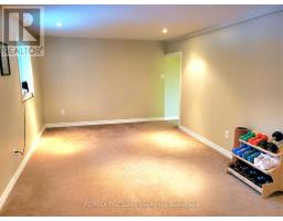 52 NORTH STREET W - 24