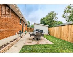 170 LAURENTIAN DRIVE N - 7