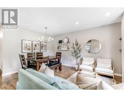 170 LAURENTIAN DRIVE N - 9