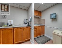 304 - 9 BONHEUR COURT - 21