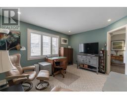 11 HOLLIER DRIVE - 27