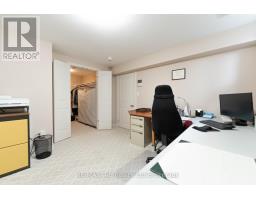 11 HOLLIER DRIVE - 31