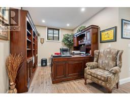 23 AUGUST CRESCENT - 27