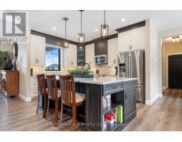 23 AUGUST CRESCENT - 6