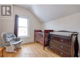 550 MARY STREET - 22