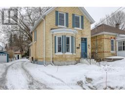 550 MARY STREET - 35