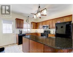 661 SOUTHWOOD WAY - 14