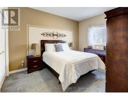 661 SOUTHWOOD WAY - 18