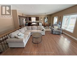 47 GRAYDON DRIVE - 11