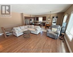 47 GRAYDON DRIVE - 12