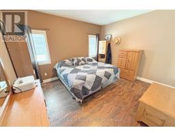 47 GRAYDON DRIVE - 21