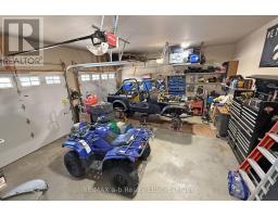 47 GRAYDON DRIVE - 25