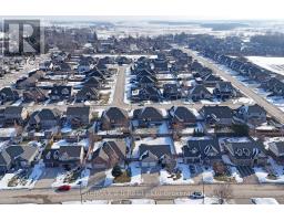 47 GRAYDON DRIVE - 4