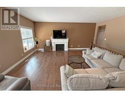 47 GRAYDON DRIVE - 8