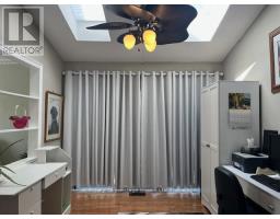 65 EDWIN CRESCENT - 2