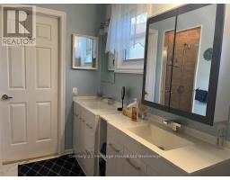 65 EDWIN CRESCENT - 24