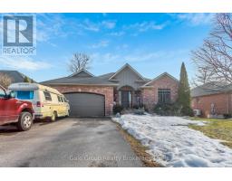 26 WOODLAND CRESCENT - 3