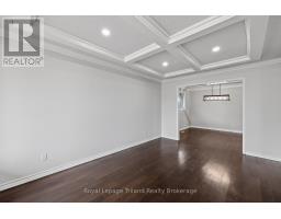 634 CLASSIC DRIVE - 12