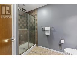 634 CLASSIC DRIVE - 33