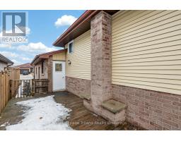 634 CLASSIC DRIVE - 41