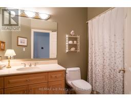 15 OTTERVIEW DRIVE - 16