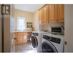 15 OTTERVIEW DRIVE - 21