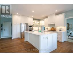 15 OTTERVIEW DRIVE - 9