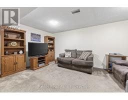 569 SPRINGBANK AVENUE N - 23