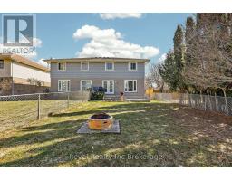 569 SPRINGBANK AVENUE N - 28