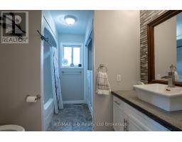 4 GEORGE STREET - 12