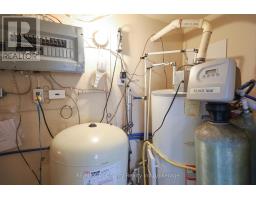 787 NORFOLK COUNTY 28 ROAD - 27