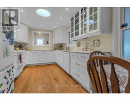 997 VANIER AVENUE - 12